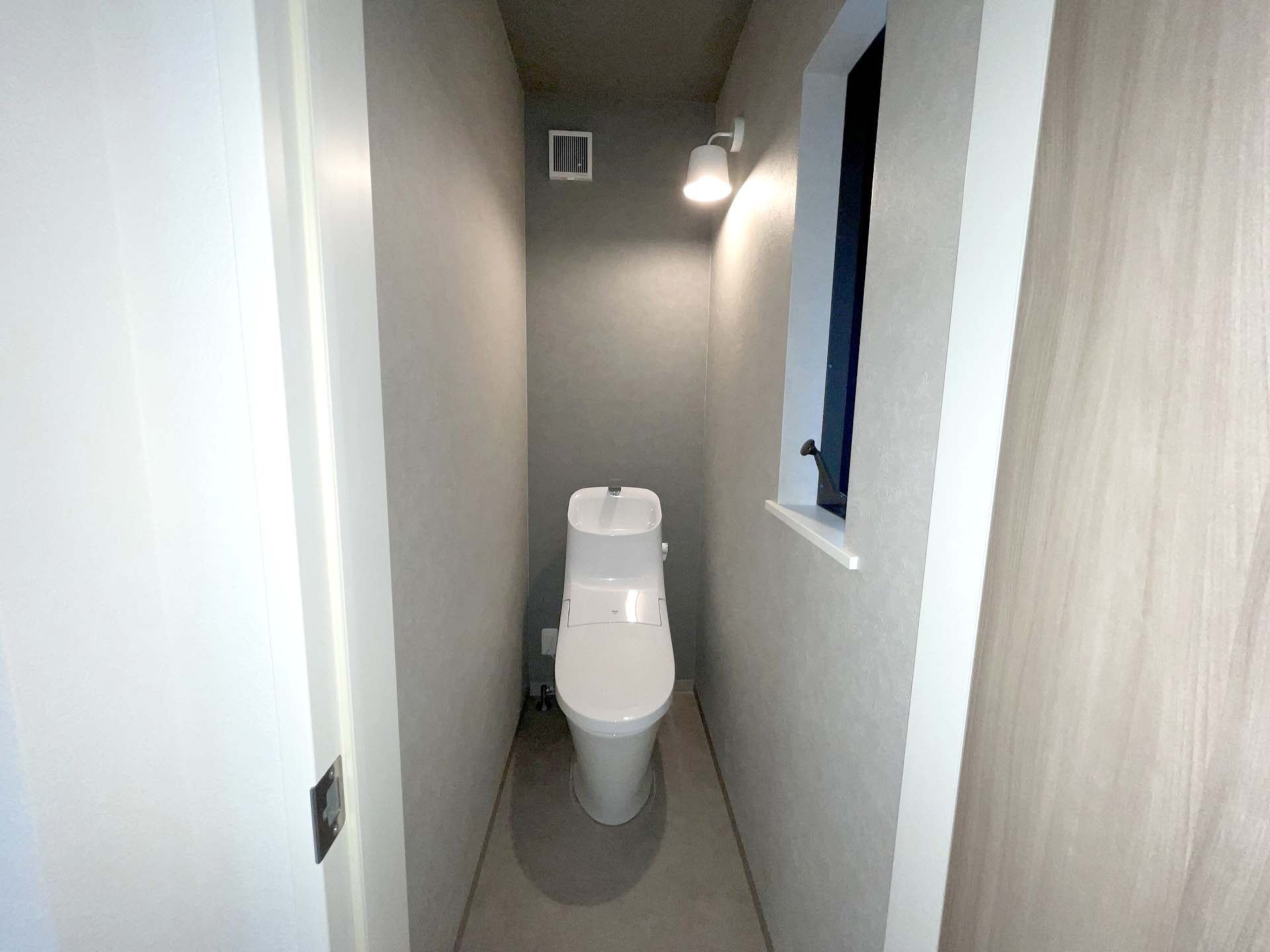 1F 　トイレ